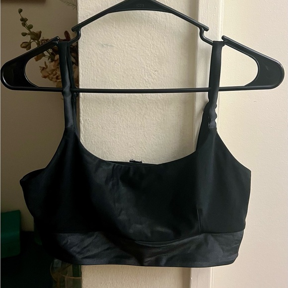 Balance Athletica Other - BALANCE ATHLETICA- Women's Black Sports Bra- EUC